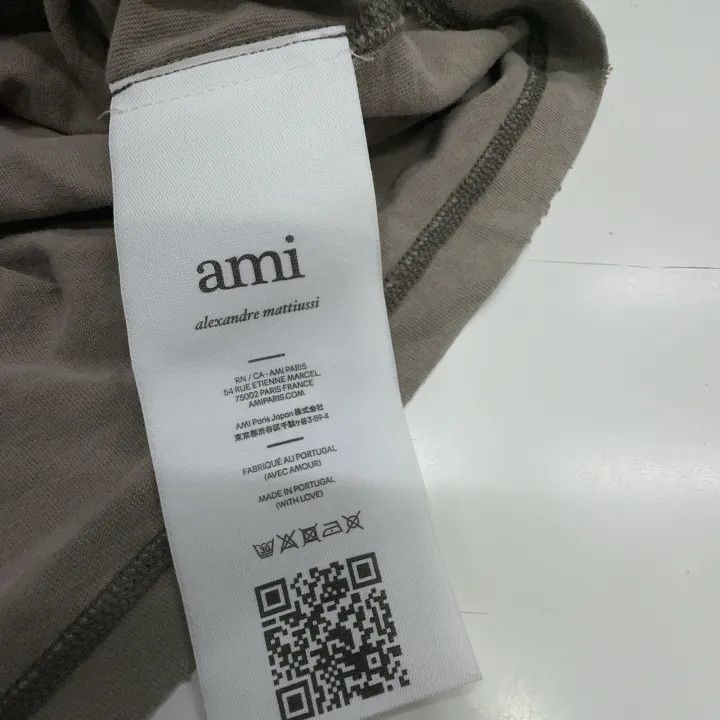 AMI Ami Paris Logo Embroidered Crew Neck T-Shirt 0079 Size US S / EU 44-46 / 1 - 3 Thumbnail