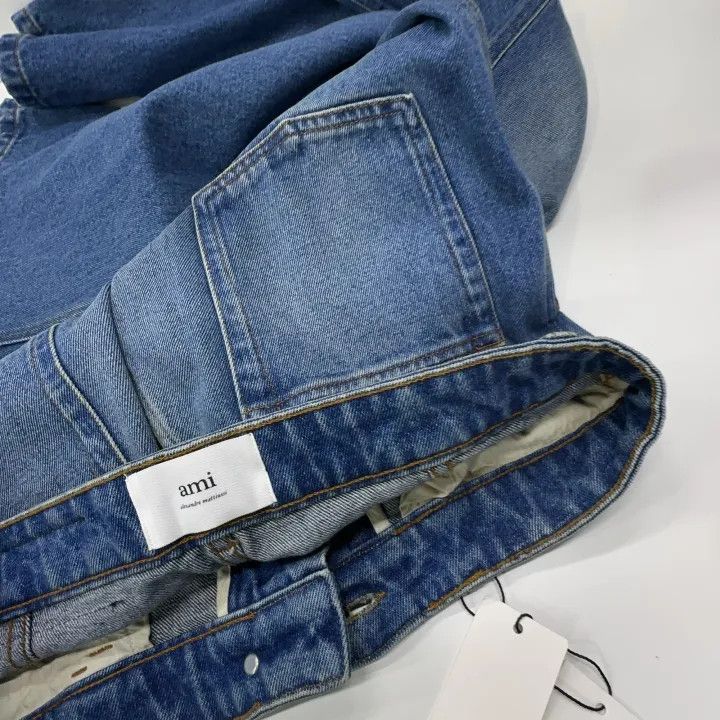 AMI AMIPARIS SS23 Flared Denim Pants for Men 0079 Size US 29 - 13 Thumbnail