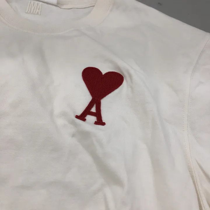 AMI AMIPARIS Heart Logo Embroidered Crew Neck T-shirt 0079 Size US L / EU 52-54 / 3 - 3 Thumbnail