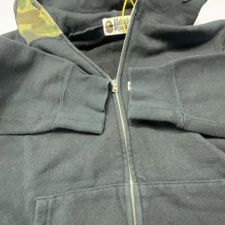 Bape A Bathing Ape Classic Shark Camo Hoodie 0079 Size US M / EU 48-50 / 2 - 7 Thumbnail
