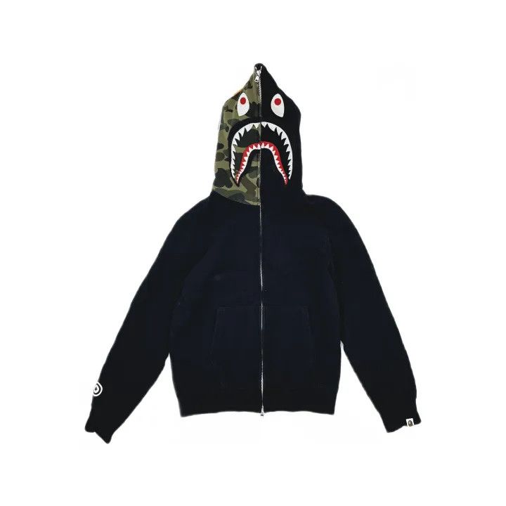 Bape A Bathing Ape Classic Shark Camo Hoodie 0079 Size US M / EU 48-50 / 2 - 2 Thumbnail
