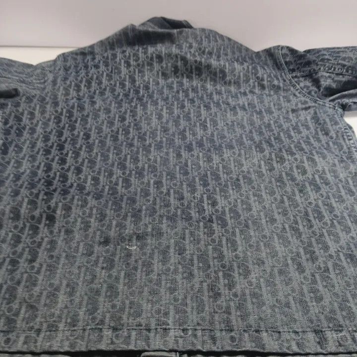Dior Dior FW22 Logo Print Long Sleeve Shirt 0079 Size US M / EU 48-50 / 2 - 14 Thumbnail