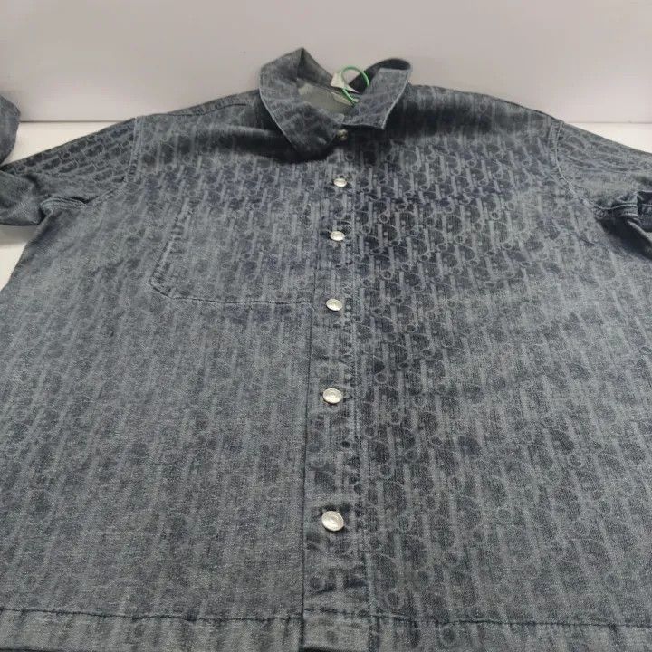 Dior Dior FW22 Logo Print Long Sleeve Shirt 0079 Size US M / EU 48-50 / 2 - 12 Thumbnail