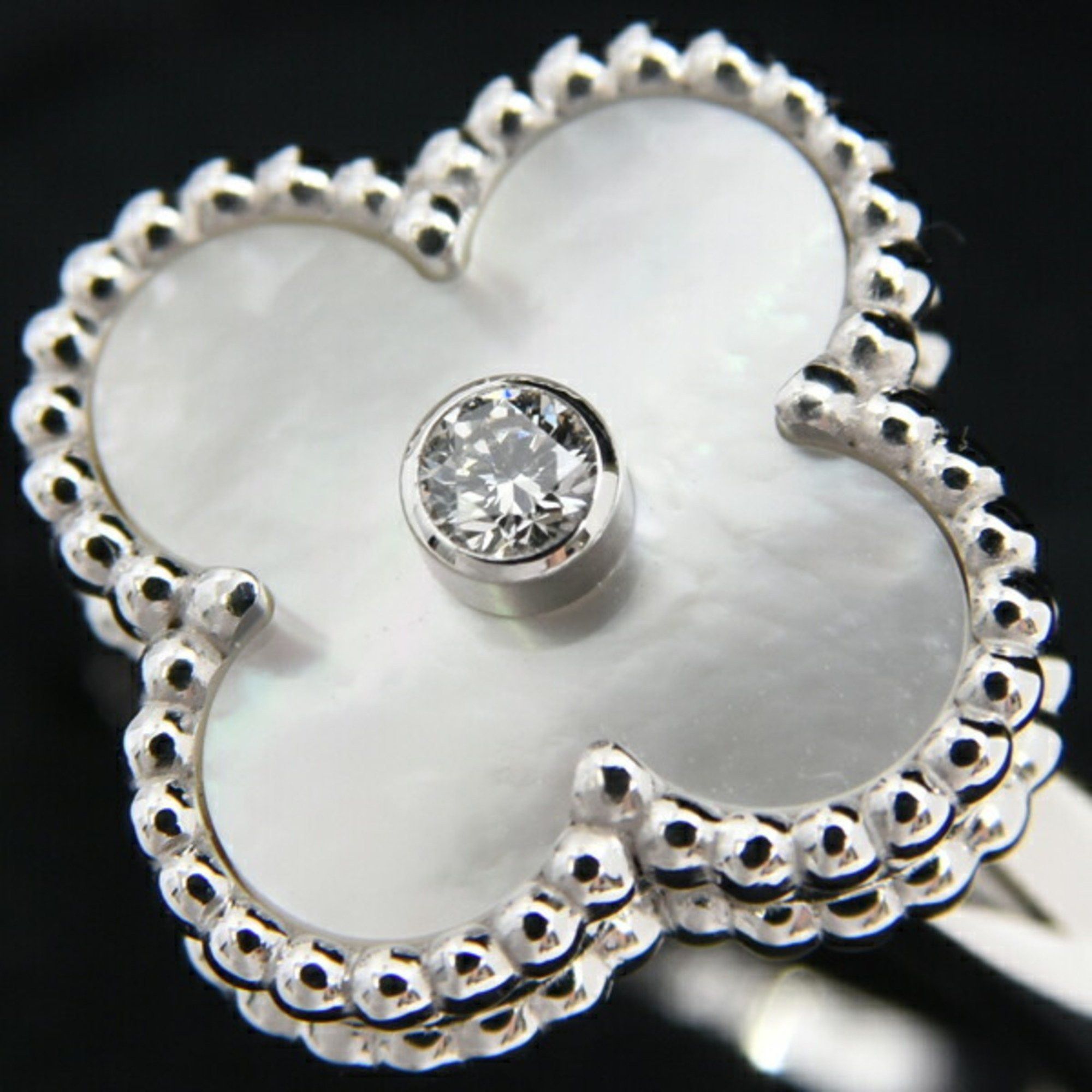 Van Cleef & Arpels Van Cleef & Arpels Vintage Alhambra ring Size ONE SIZE - 9 Thumbnail