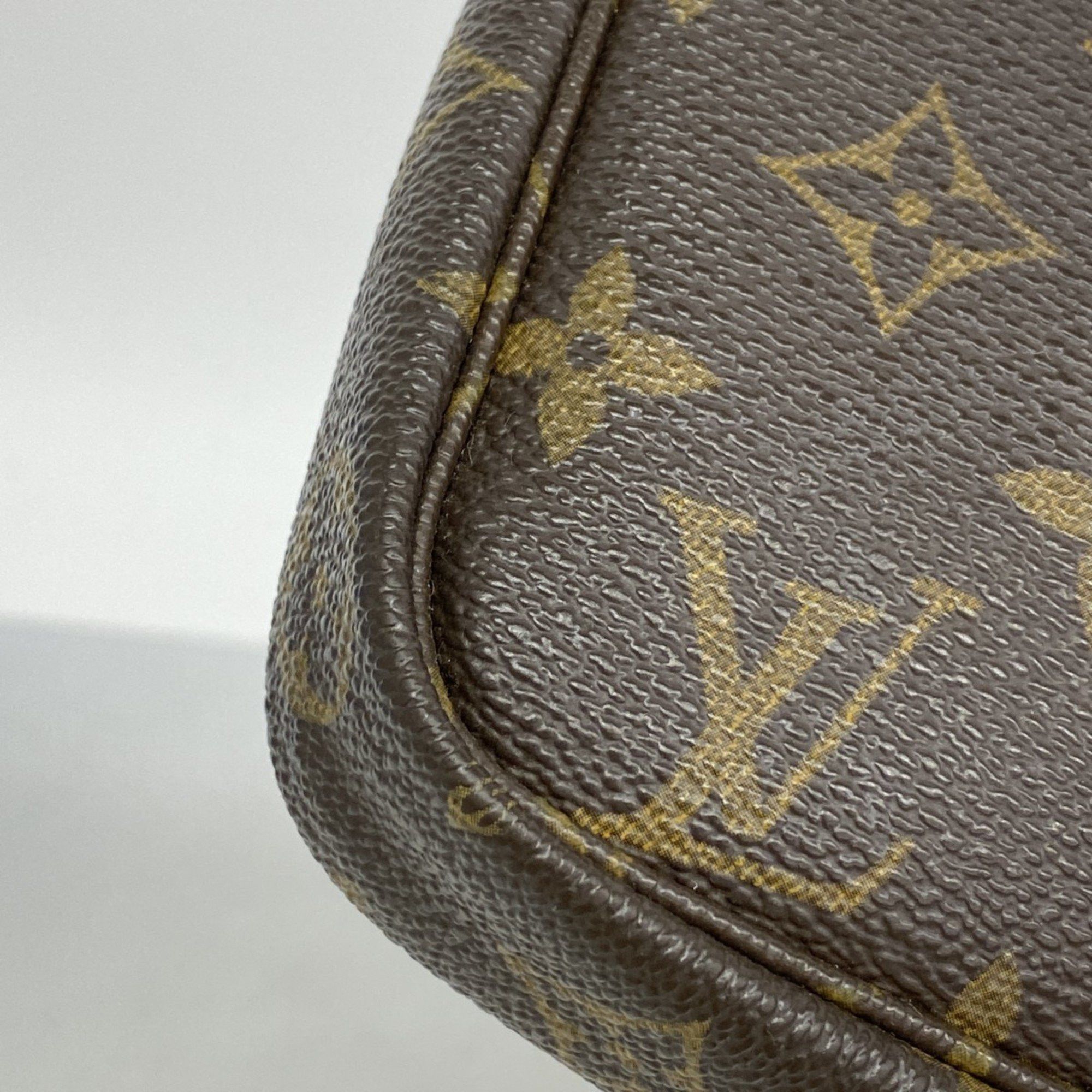 Louis Vuitton Louis Vuitton Pochette Accessoire clutch Size ONE SIZE - 5 Thumbnail
