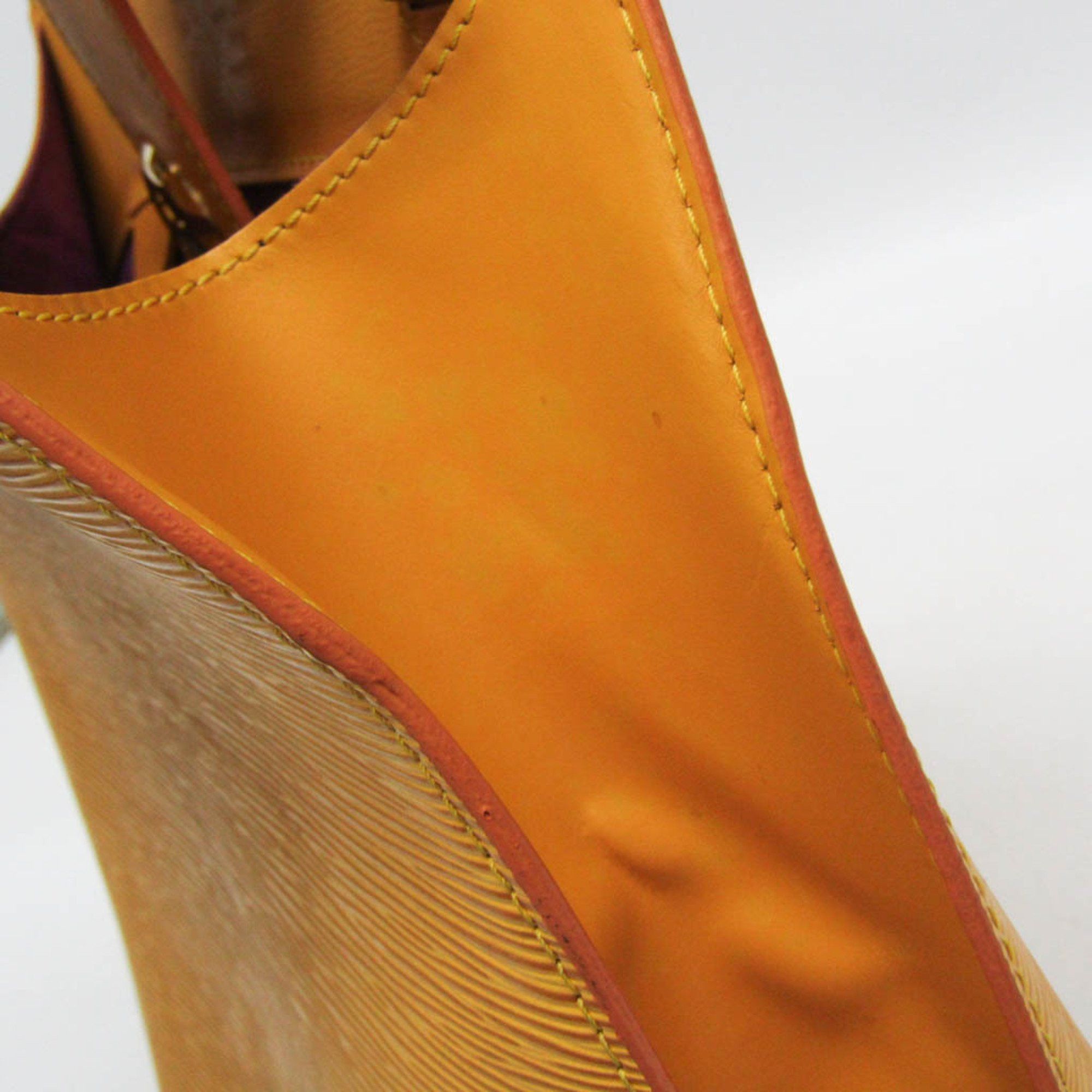 Louis Vuitton Cluny shoulder
