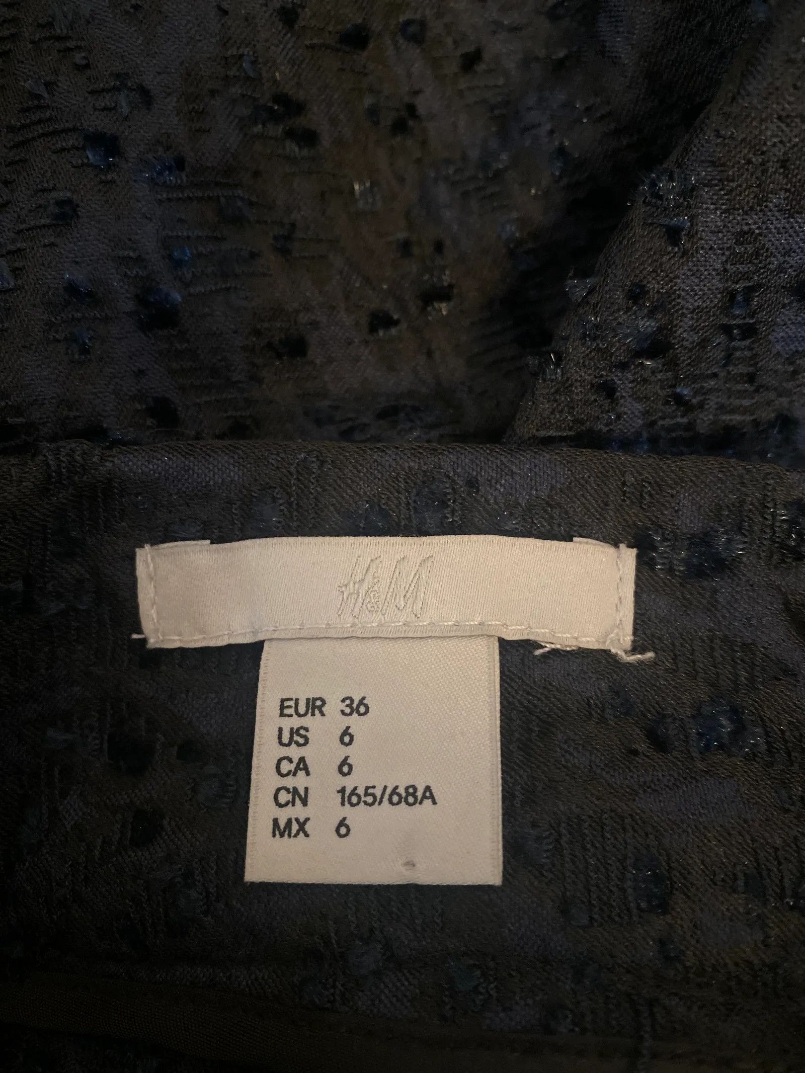 H&M H&M Skirt Size 26" / US 2 / IT 38 - 2 Thumbnail
