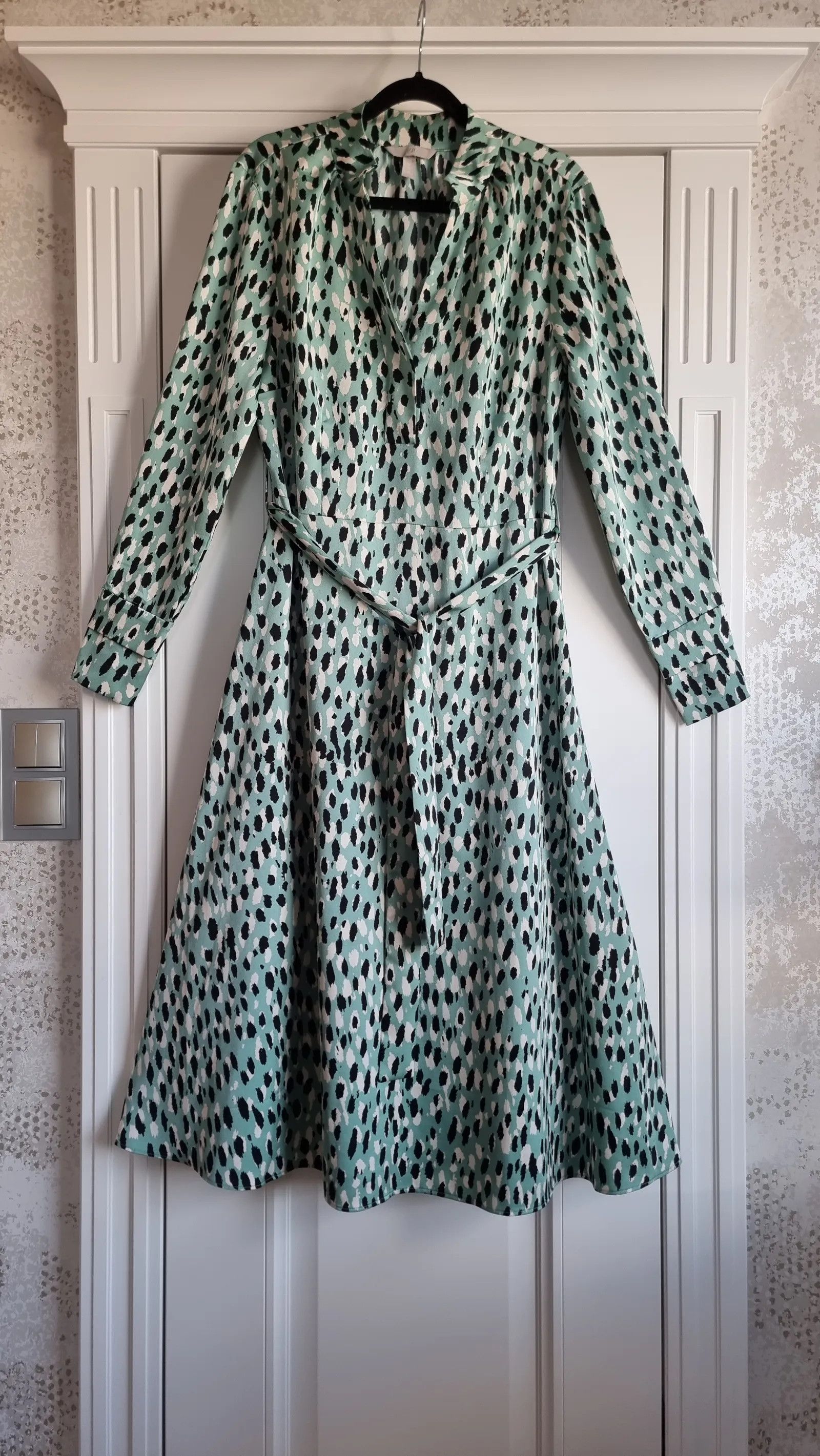 H&M H&M SOMMARKLÄNNING Dress Size M / US 6-8 / IT 42-44 - 4 Thumbnail
