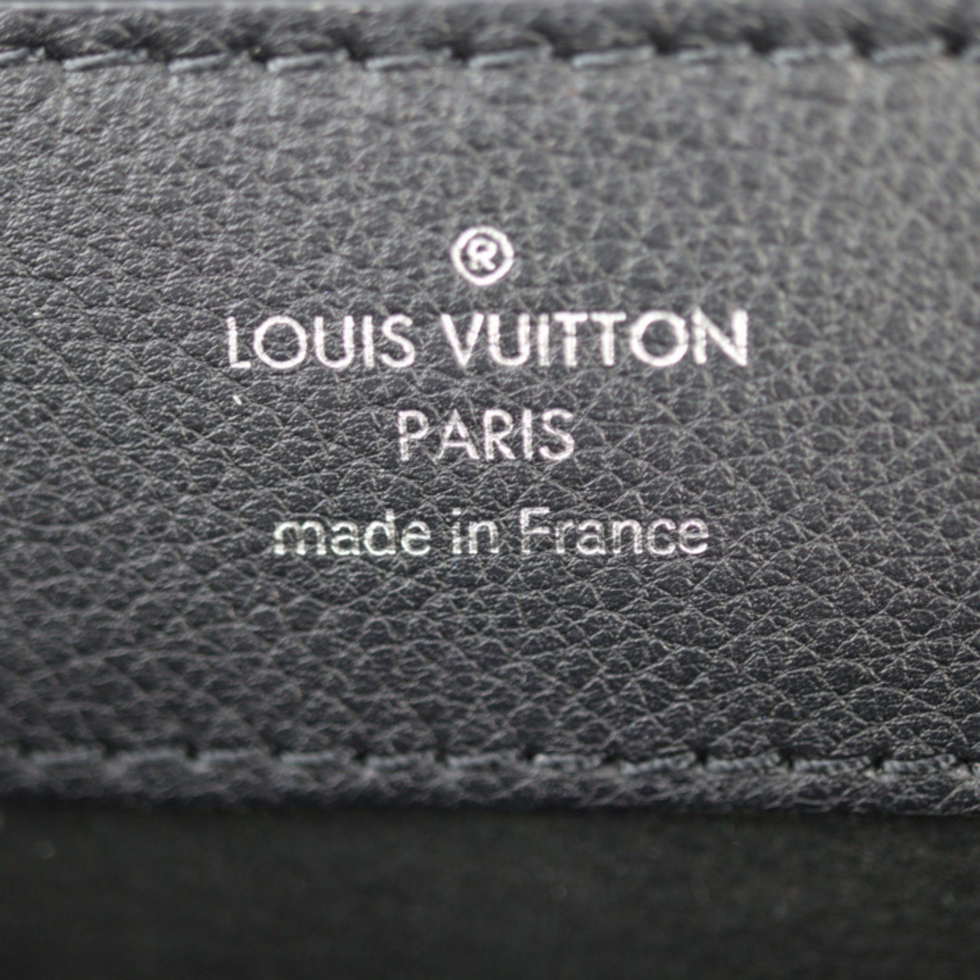 Louis Vuitton Louis Vuitton Lockme Ever Mini Handbag M20997 Grained Calf Leather Black Shoulder Bag Turnlock Chain R2418093012053 Size ONE SIZE - 9 Thumbnail