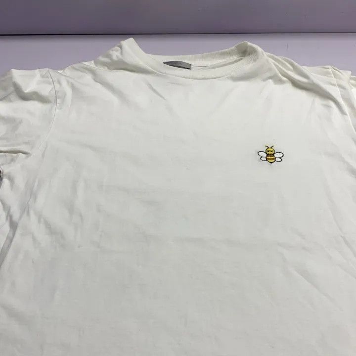 Dior Dior x Kaws Logo Cotton Bee T-Shirt 0079 Size US XS / EU 42 / 0 - 6 Thumbnail
