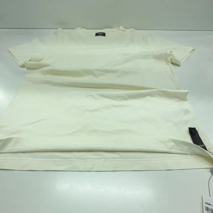 Fendi Fendi FW22 Embroidered Short Sleeve T-Shirt 0079 Size US S / EU 44-46 / 1 - 12 Thumbnail