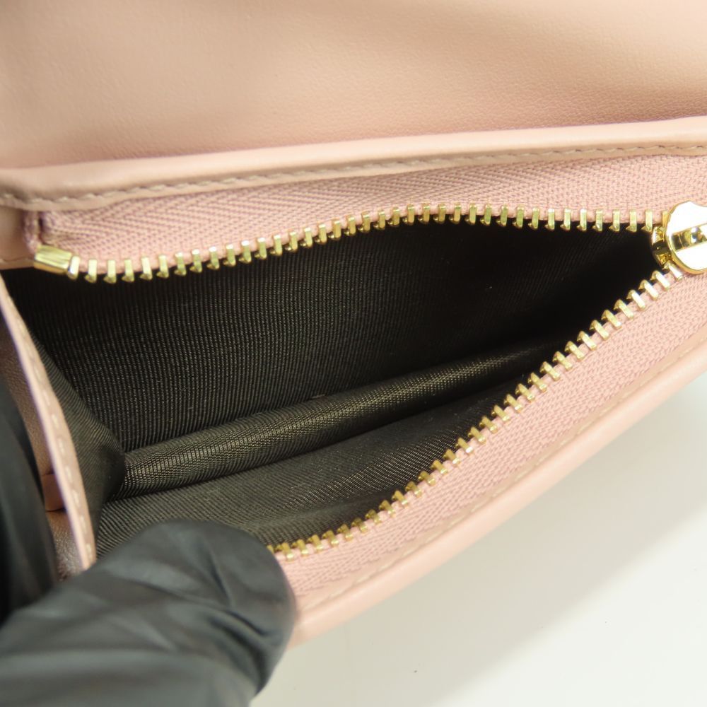 Gucci Gucci Gucci GG Matelasse Bifold Wallet Leather Short Wallet 723786 DUTY FREE for USA Size ONE SIZE - 17 Thumbnail