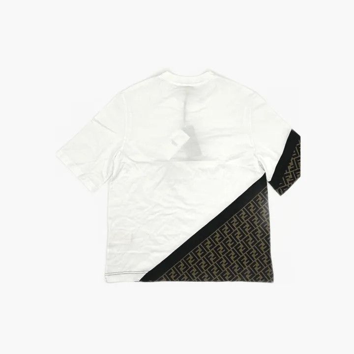 Fendi FENDI SS23 Logo Round Neck T-shirt for Men 0079 Size US S / EU 44-46 / 1 - 3 Thumbnail