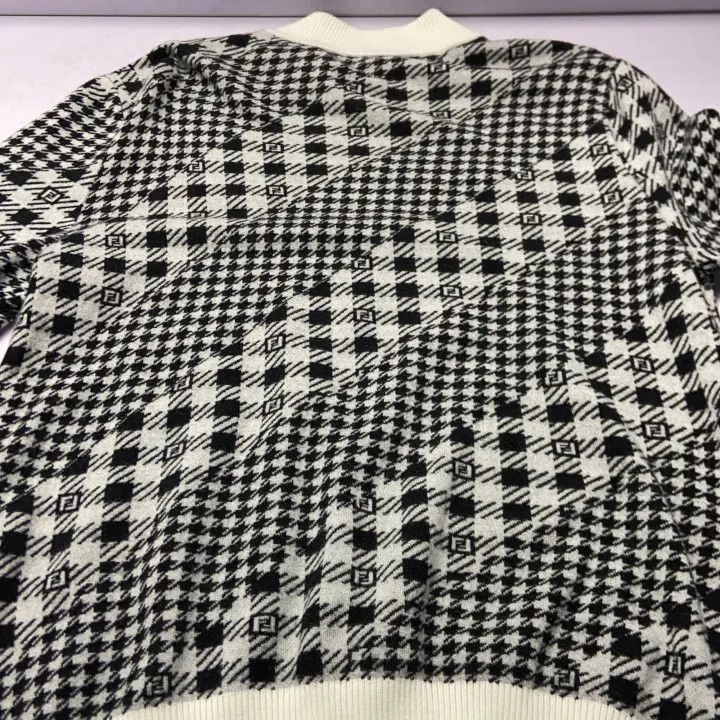 Fendi Fendi Black Sweater with Letter Print 0079 Size US M / EU 48-50 / 2 - 6 Thumbnail