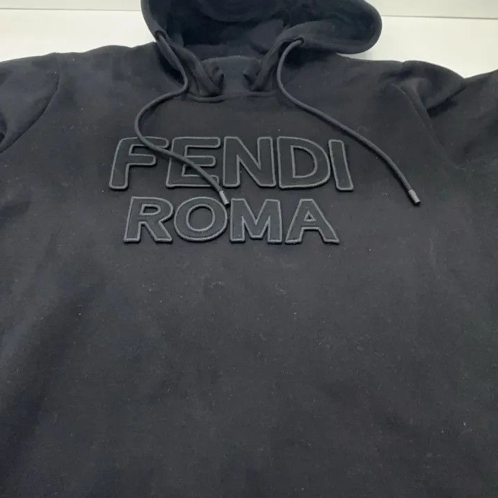 Fendi Fendi Black Logo Hoodie for Men 0079 Size US M / EU 48-50 / 2 - 9 Thumbnail