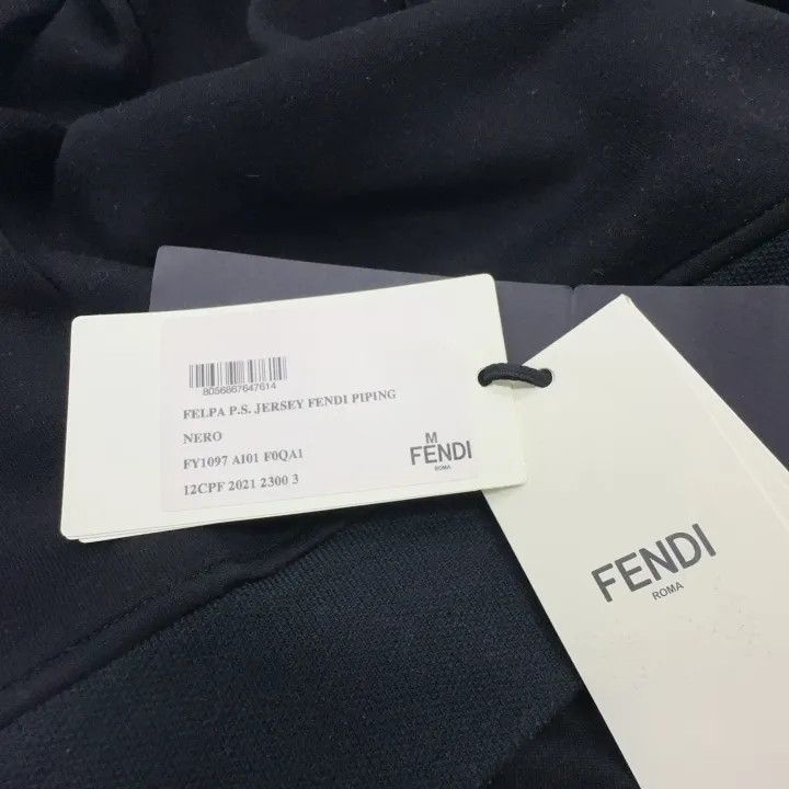 Fendi Fendi Black Logo Hoodie for Men 0079 Size US M / EU 48-50 / 2 - 4 Thumbnail