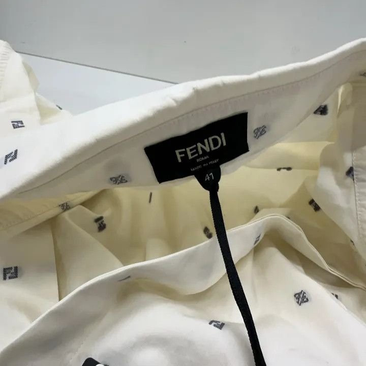 Fendi Fendi SS22 Embroidered Logo Long Sleeve Shirt 0079 Size US M / EU 48-50 / 2 - 3 Thumbnail