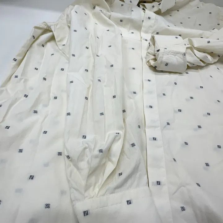 Fendi Fendi SS22 Embroidered Logo Long Sleeve Shirt 0079 Size US M / EU 48-50 / 2 - 13 Thumbnail
