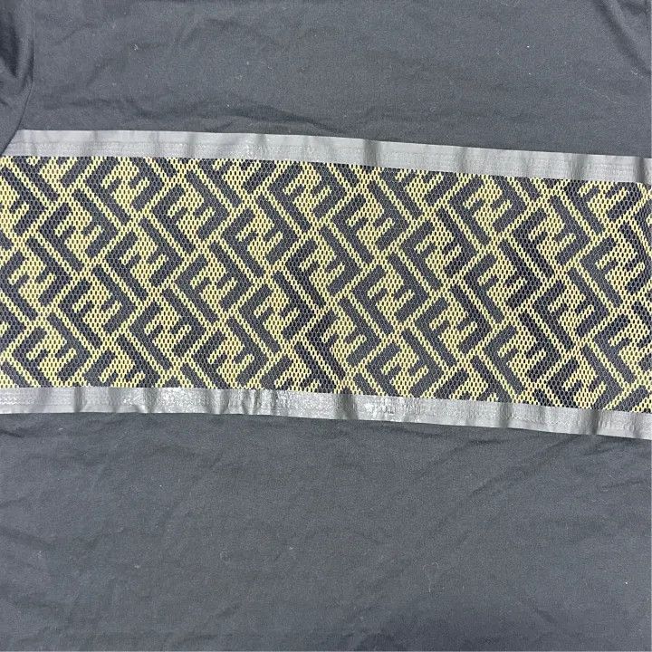 Fendi Fendi Logo Print Casual Black T-Shirt 0079 Size US M / EU 48-50 / 2 - 7 Thumbnail