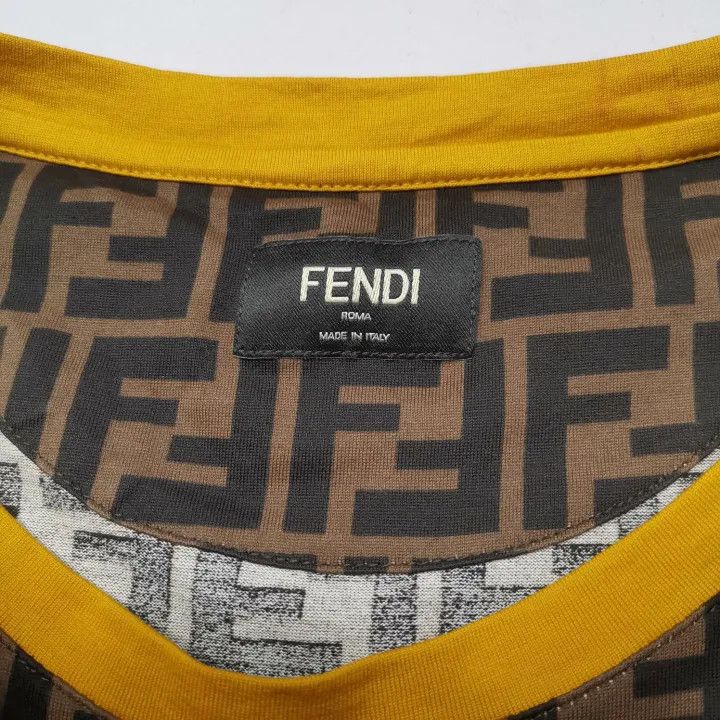 Fendi Fendi Classic Logo Print Short Sleeve T-Shirt 0079 Size US M / EU 48-50 / 2 - 4 Thumbnail