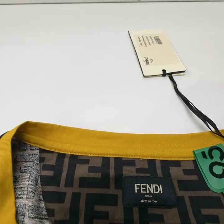 Fendi Fendi Brown Logo Print Short Sleeve T-Shirt 0079 Size US XXL / EU 58 / 5 - 5 Thumbnail