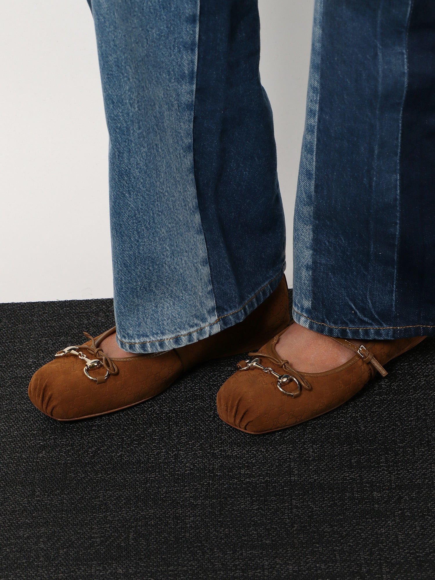 バレエシューズ GUCCI Suede ballerinas with GG motif Gucci Suede Ballerinas With Gg Motif | Grailed