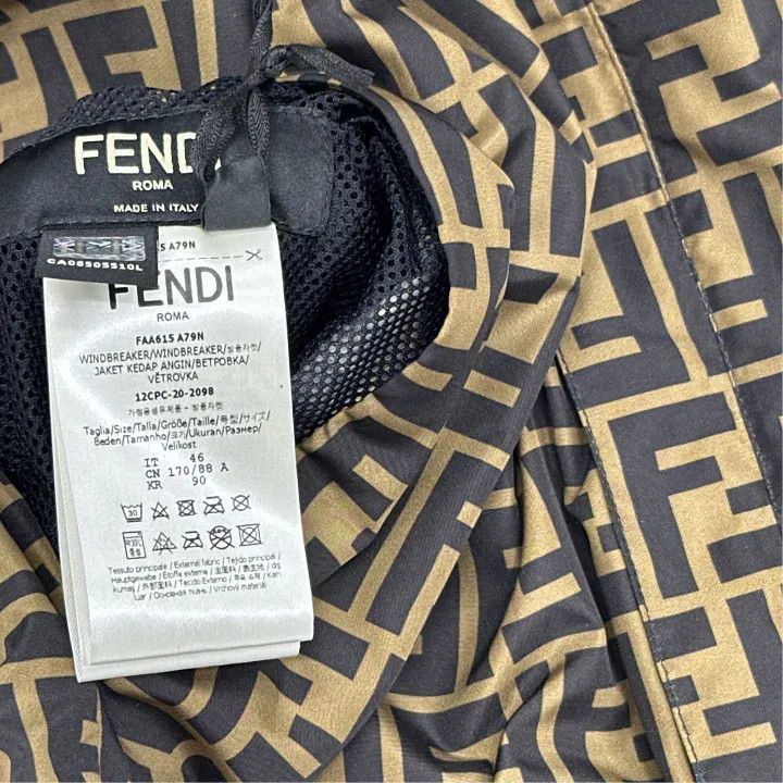 Fendi Fendi Reversible Hooded Logo Jacket for Men 0079 Size US M / EU 48-50 / 2 - 3 Thumbnail
