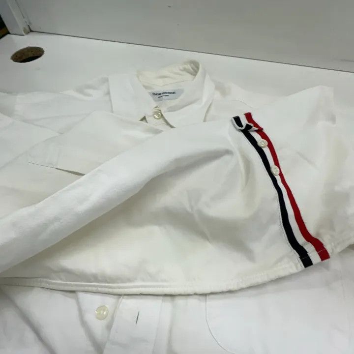 Thom Browne Thom Browne Casual Button-Up Long Sleeve Shirt 0079 Size US S / EU 44-46 / 1 - 9 Thumbnail