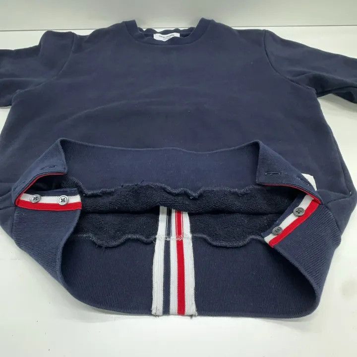 Thom Browne Thom Browne Men's Ivy Boy Sweatshirt 0079 Size US M / EU 48-50 / 2 - 11 Thumbnail