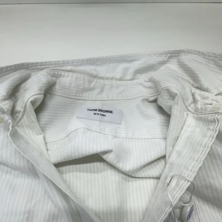 Thom Browne Thom Browne Stylish Button-Up Shirt 0079 Size US S / EU 44-46 / 1 - 7 Thumbnail