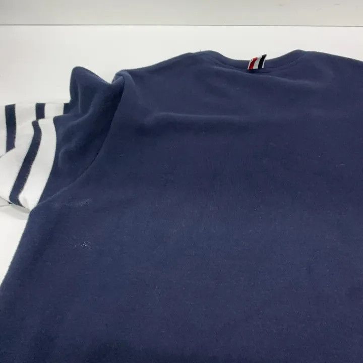 Thom Browne Thom Browne Classic Crewneck Sweatshirt for Men 0079 Size US M / EU 48-50 / 2 - 16 Thumbnail