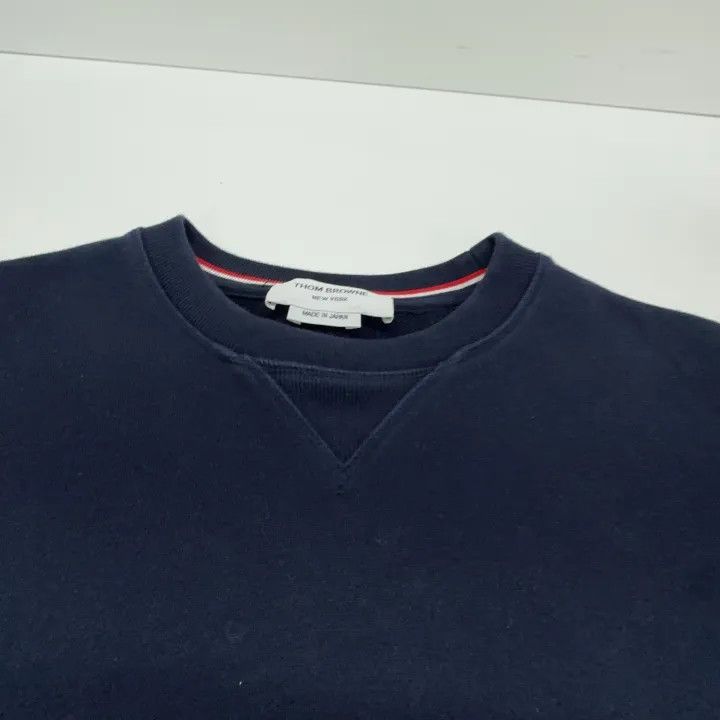 Thom Browne Thom Browne Classic Crewneck Sweatshirt for Men 0079 Size US M / EU 48-50 / 2 - 8 Thumbnail