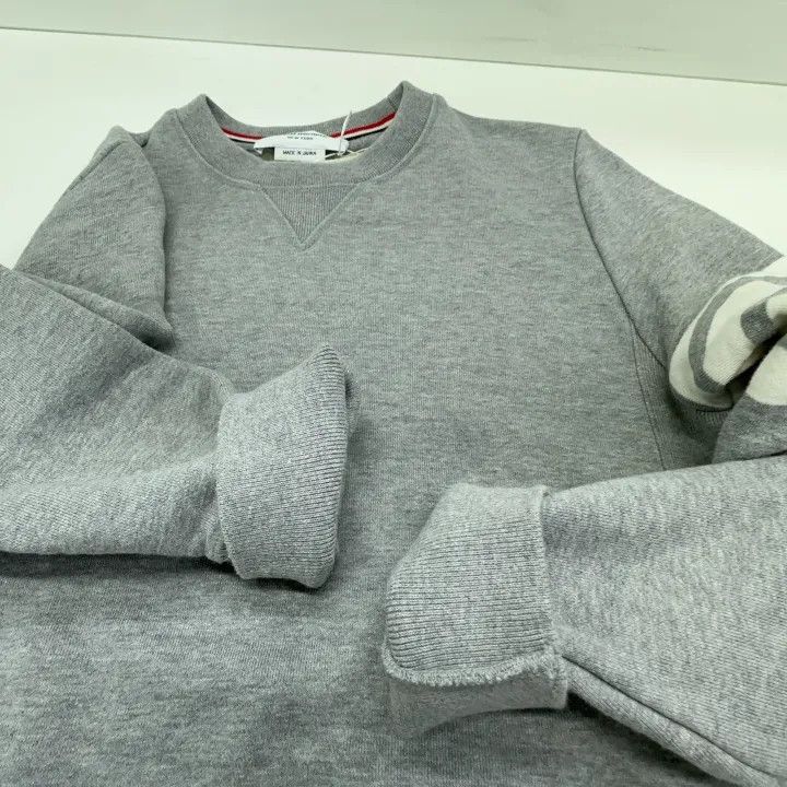 Thom Browne Thom Browne Gray Classic Four-Stripes Sweatshirt 0079 Size US S / EU 44-46 / 1 - 9 Thumbnail