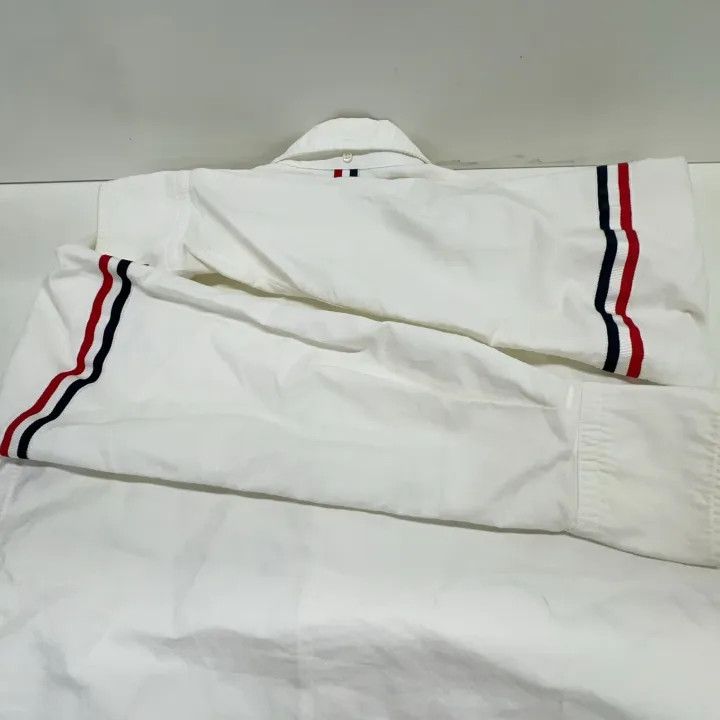 Thom Browne Thom Browne Classic Long Sleeve Shirt for Men 0079 Size US M / EU 48-50 / 2 - 15 Thumbnail