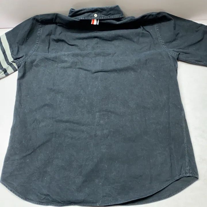 Thom Browne Thom Browne Classic Long Sleeve Shirt for Men 0079 Size US M / EU 48-50 / 2 - 16 Thumbnail