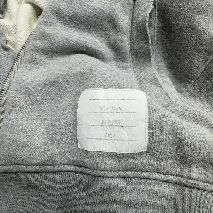 Thom Browne Thom Browne Classic Zip Hoodie for Men 0079 Size US M / EU 48-50 / 2 - 6 Thumbnail