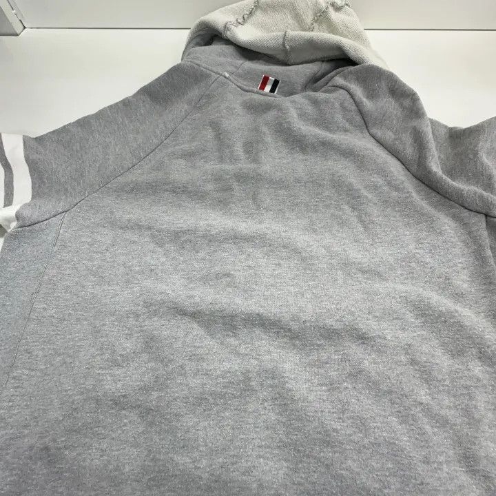 Thom Browne Thom Browne Classic Zip Hoodie for Men 0079 Size US M / EU 48-50 / 2 - 15 Thumbnail