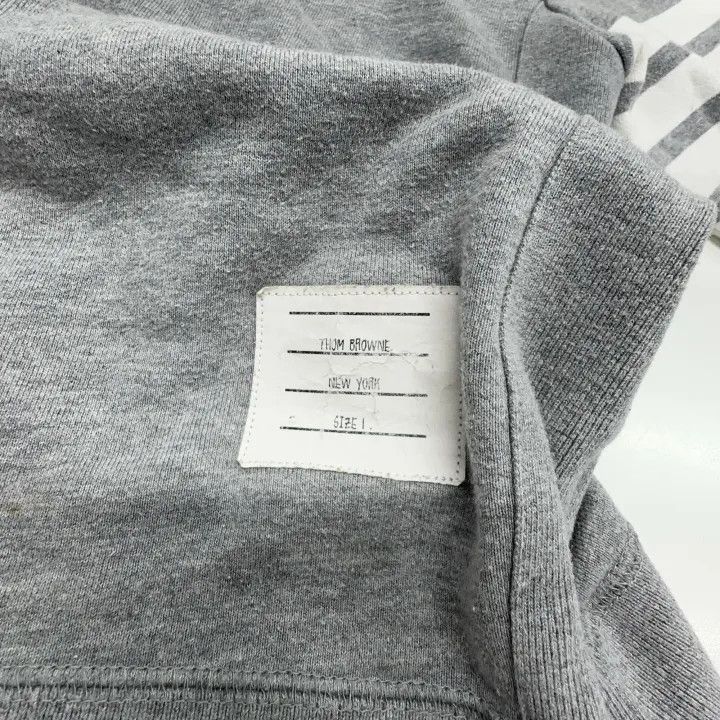 Thom Browne Thom Browne Classic Grey Striped Sweatshirt for Men 0079 Size US S / EU 44-46 / 1 - 4 Thumbnail