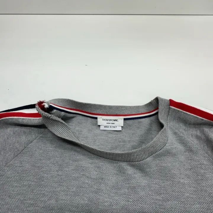 Thom Browne Thom Browne Gray Stripe Short Sleeve Polo 0079 Size US M / EU 48-50 / 2 - 7 Thumbnail