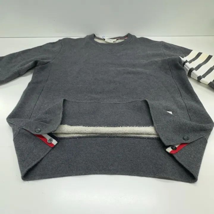Thom Browne Thom Browne Classic Four Stripes Pullover Sweatshirt 0079 Size US M / EU 48-50 / 2 - 10 Thumbnail