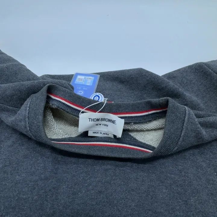 Thom Browne Thom Browne Classic Four Stripes Pullover Sweatshirt 0079 Size US M / EU 48-50 / 2 - 7 Thumbnail