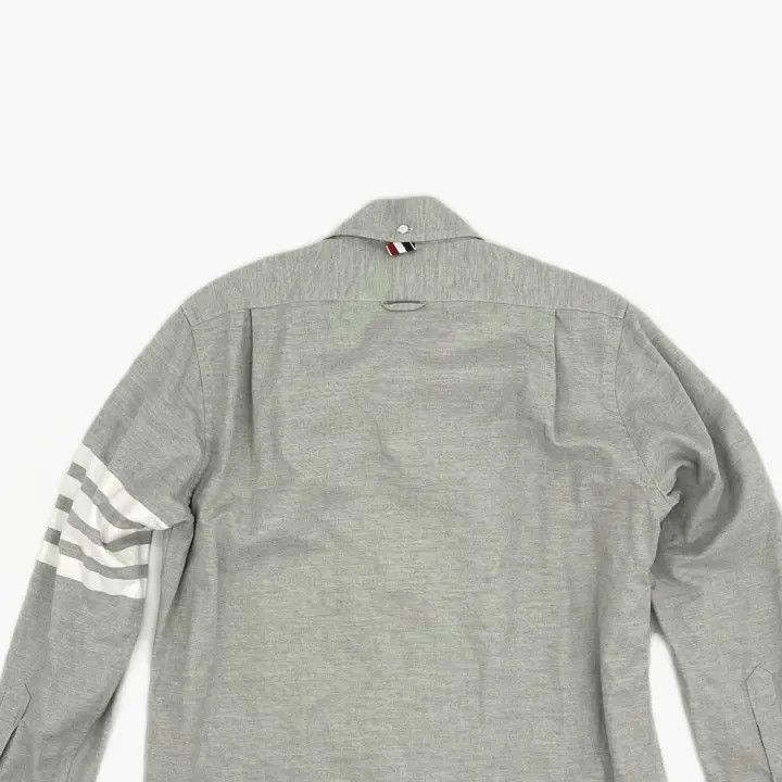 Thom Browne Thom Browne Classic Grey Long Sleeve Button-Up Shirt 0079 Size US M / EU 48-50 / 2 - 4 Thumbnail