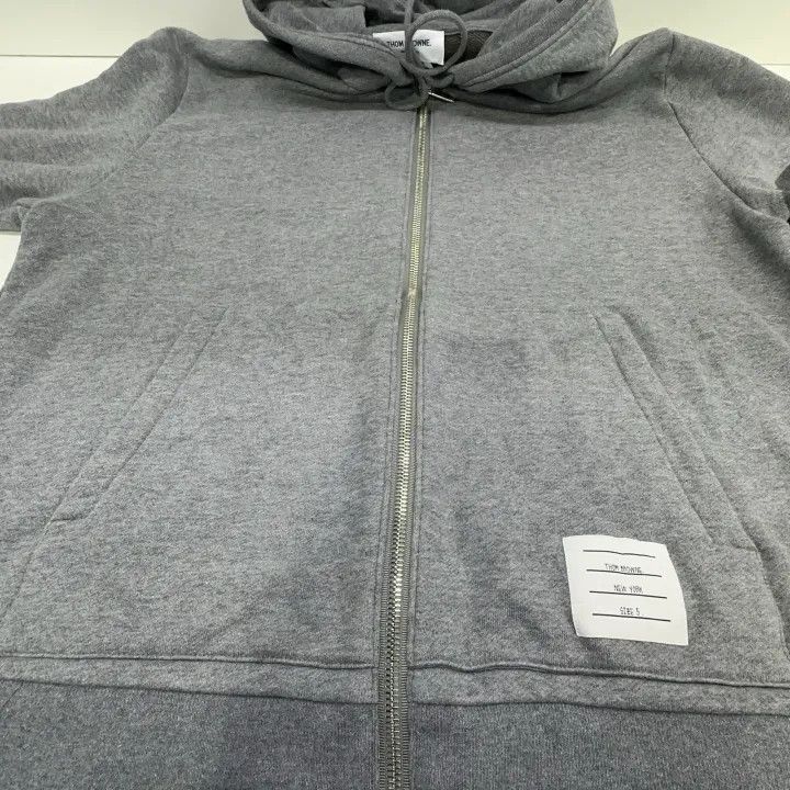 Thom Browne Thom Browne Classic Gray Hoodie with Stripes 0079 Size US M / EU 48-50 / 2 - 10 Thumbnail