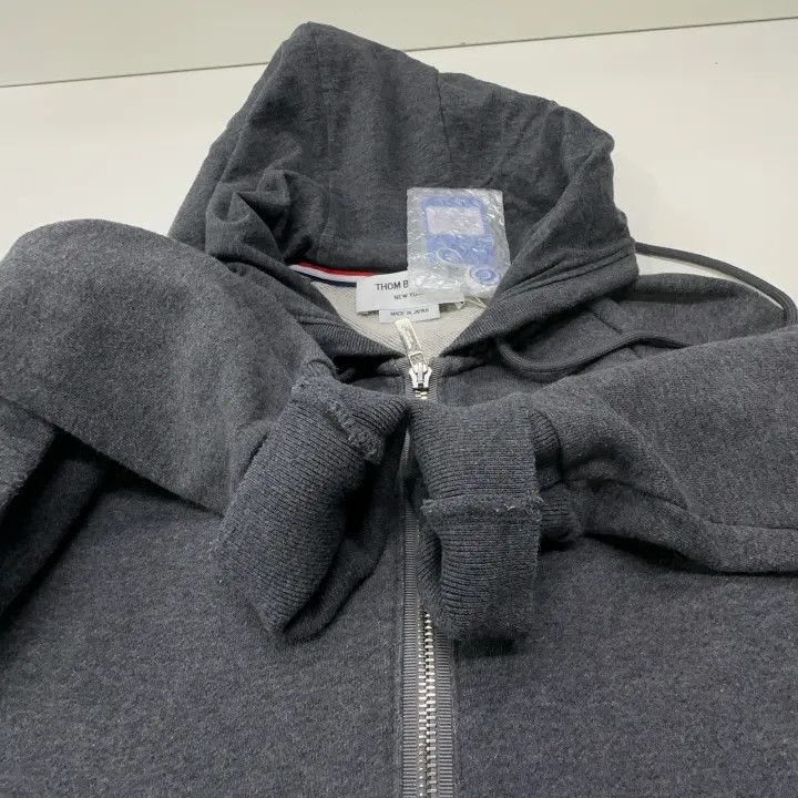 Thom Browne Thom Browne Classic Gray Zippered Hoodie for Men 0079 Size US M / EU 48-50 / 2 - 7 Thumbnail