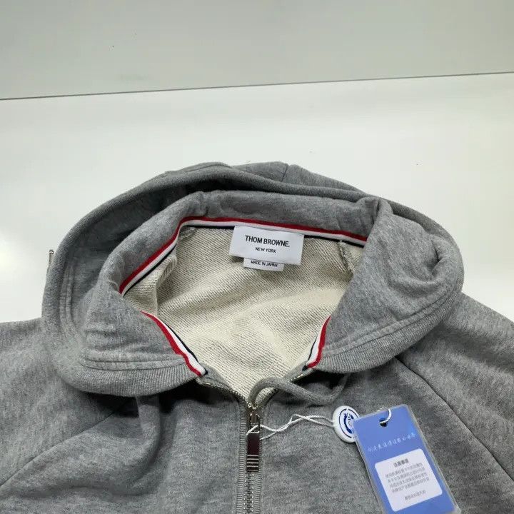 Thom Browne Thom Browne Gray Classic Stripe Zip Hoodie 0079 Size US M / EU 48-50 / 2 - 7 Thumbnail