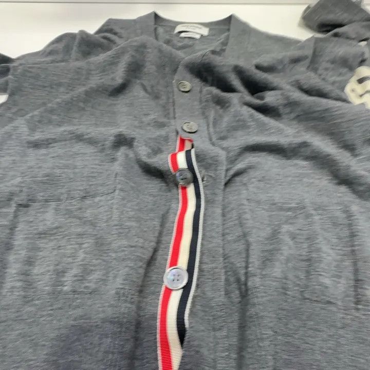Thom Browne Thom Browne Gray Merino Wool V-Neck Cardigan 0079 Size US S / EU 44-46 / 1 - 11 Thumbnail