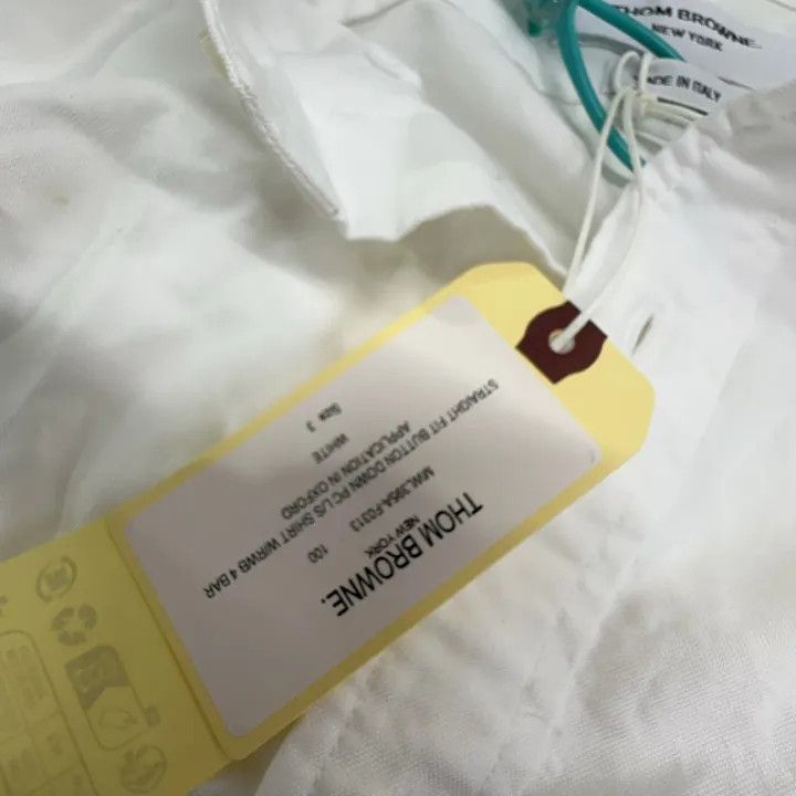 Thom Browne Thom Browne Classic Four-Stripe Button-Up Shirt 0079 Size US M / EU 48-50 / 2 - 6 Thumbnail