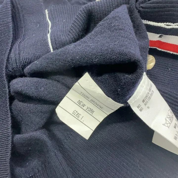 Thom Browne Thom Browne Classic V-Neck Cardigan in Blue 0079 Size US S / EU 44-46 / 1 - 4 Thumbnail