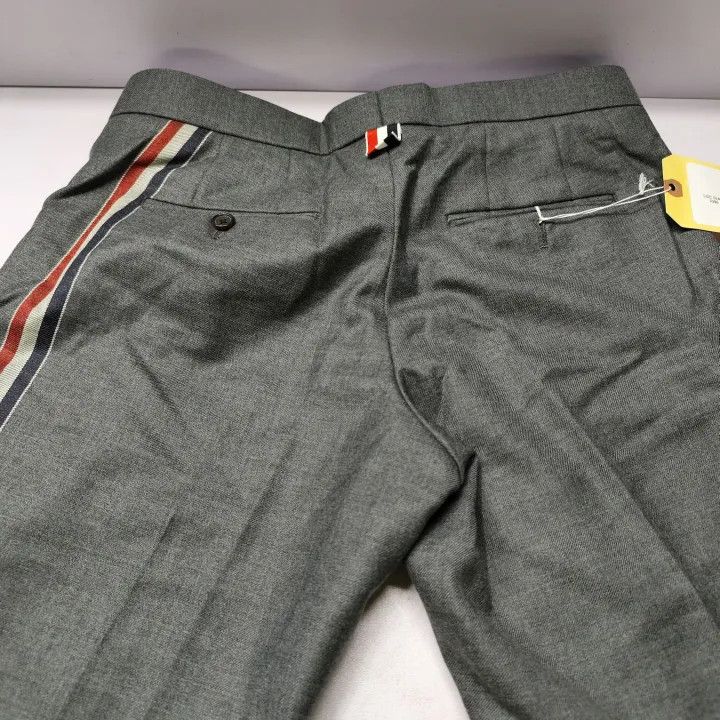 Thom Browne Thom Browne Gray Striped Straight Shorts 0079 Size US 26 / EU 42 - 5 Thumbnail