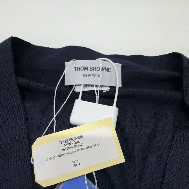 Thom Browne Thom Browne Classic V-Neck Wool Cardigan 0079 Size US M / EU 48-50 / 2 - 4 Thumbnail